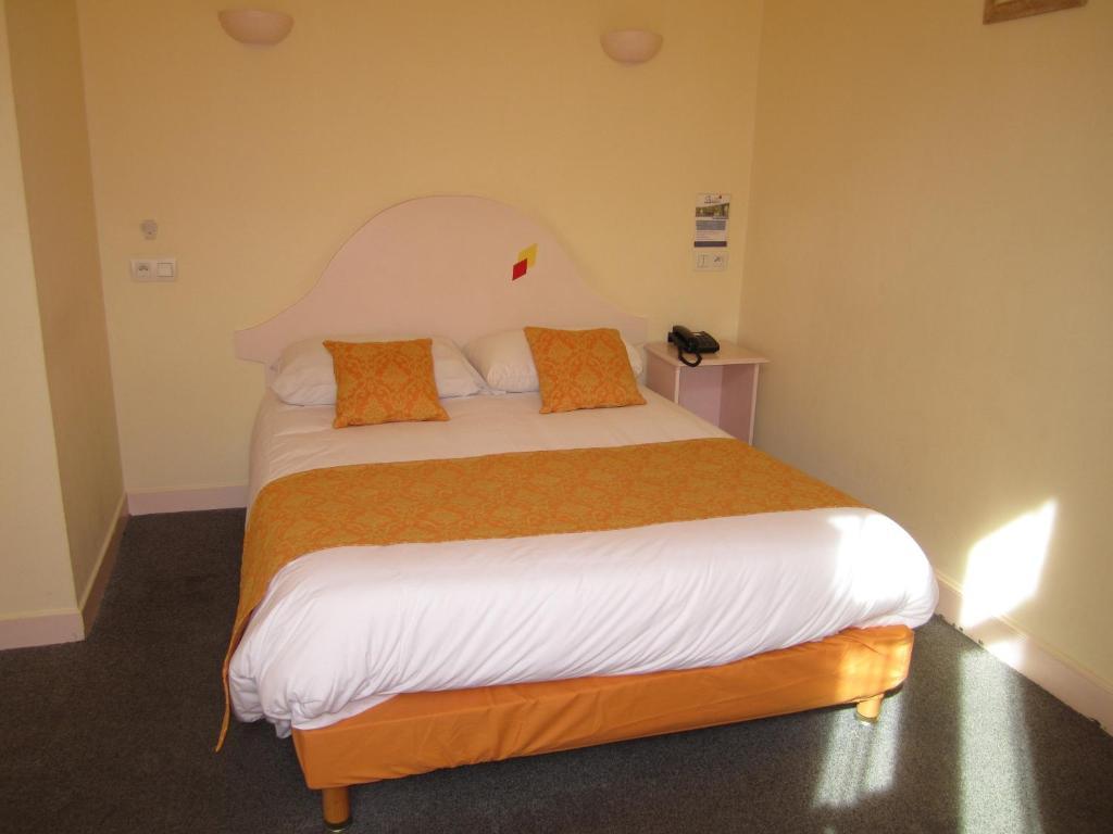 Hotel Arlequin Centre Historique Troyes Quarto foto